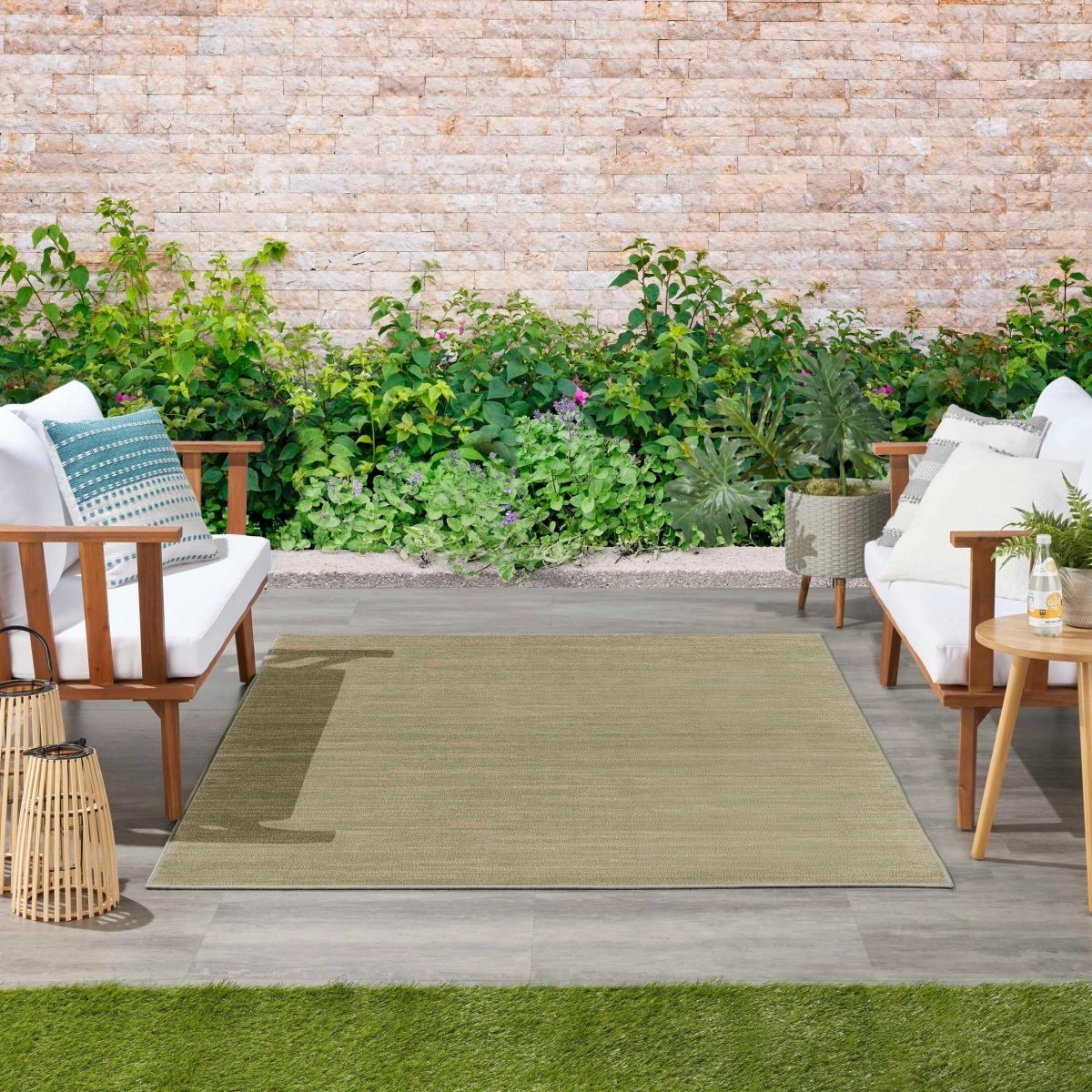 Alfombra de Exterior e Interior 4' x 6' Pies - Monnry